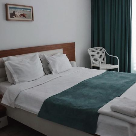 Hotel Victory Mamaia Exterior photo