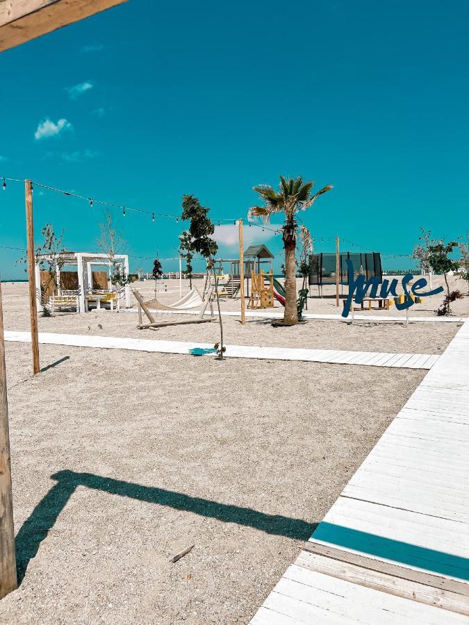 Hotel Victory Mamaia Exterior photo