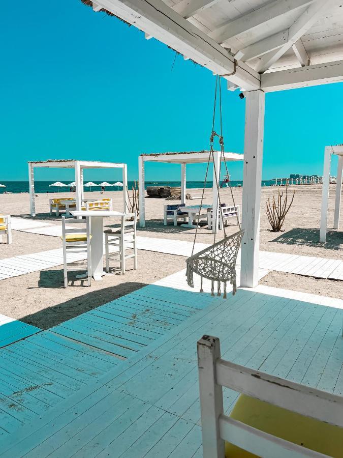 Hotel Victory Mamaia Exterior photo