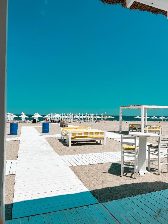 Hotel Victory Mamaia Exterior photo
